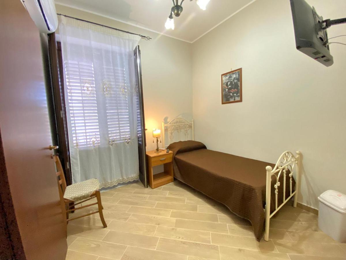 B&B Gloria Villabate ภายนอก รูปภาพ